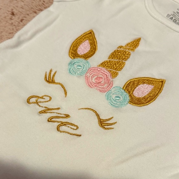 “One” unicorn embroidered onesie - Picture 1 of 4